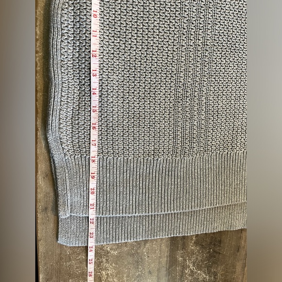 Banana Republic Sleeveless Grey Knit Boat Neck Sweater Medium - Picture 8 of 10